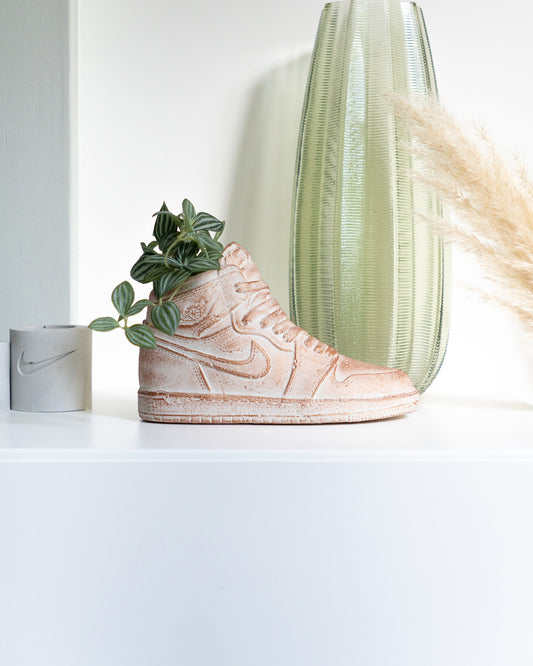 Jordan 1 Planter (Rose gold/white)