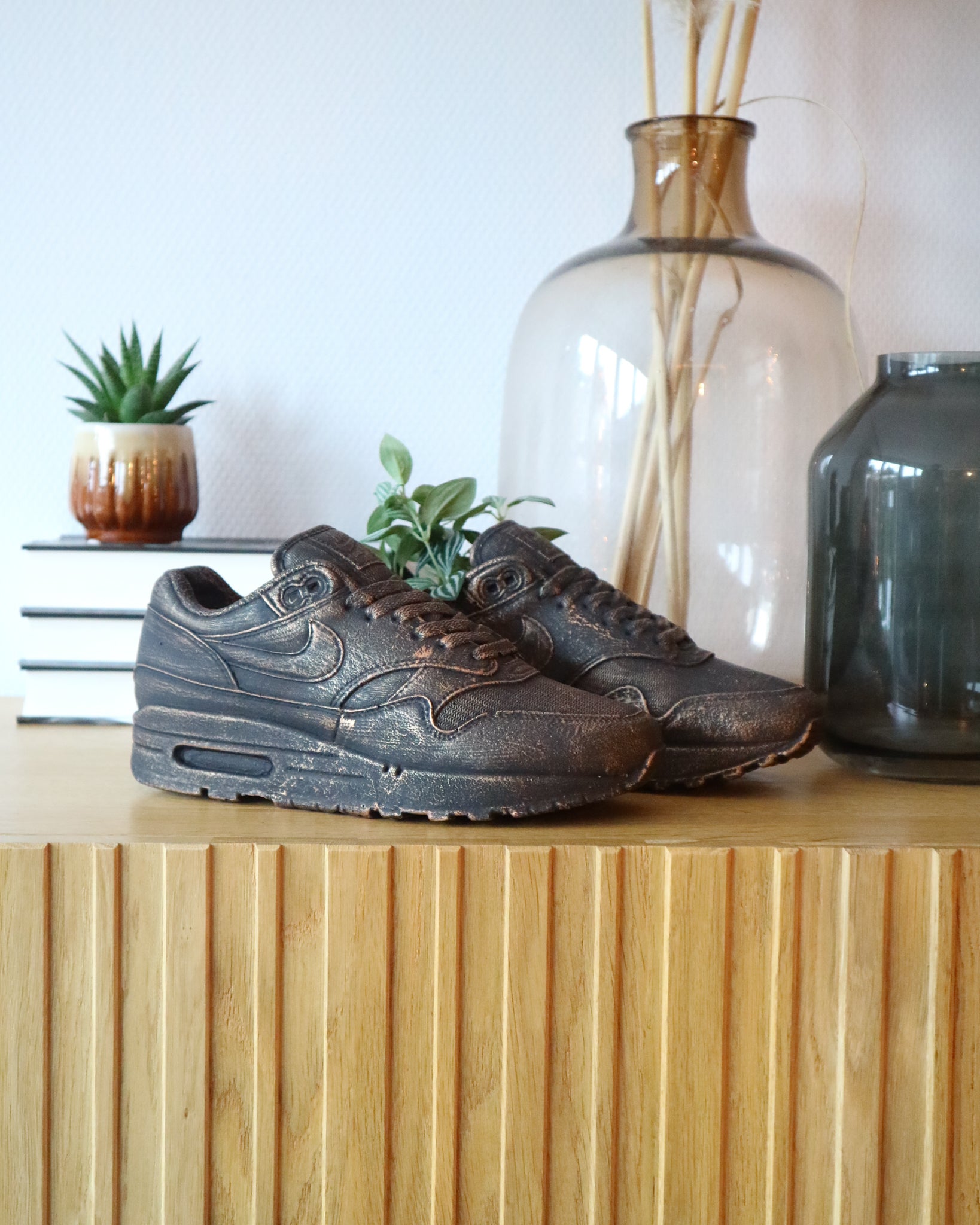 air max plant Air max 1 Planter (Bronze) – Airsculptures